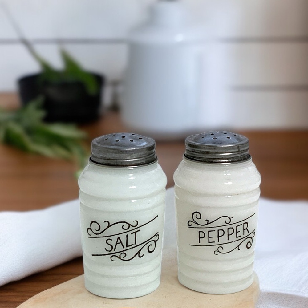 Vintage 1940’s Hazel Atlas Black Scroll Milk Glass Salt & Pepper Shakers